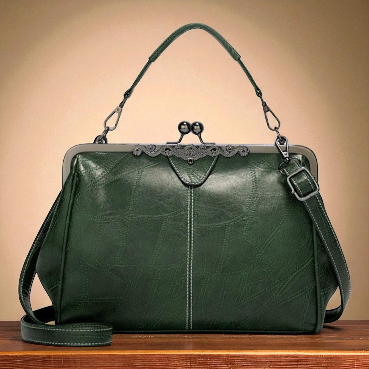 Klassische Vintage-Bügeltasche